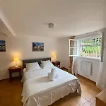 Lägenhet T2 Avec Terrasse, Piscine Et Jardin
