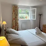 T2 Avec Terrasse, Piscine Et Jardin *