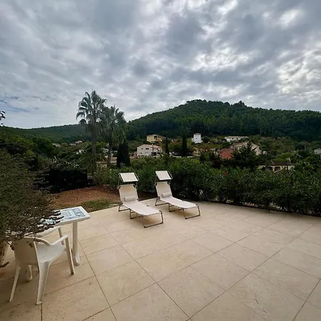 T2 Avec Terrasse, Piscine Et Jardin アパート