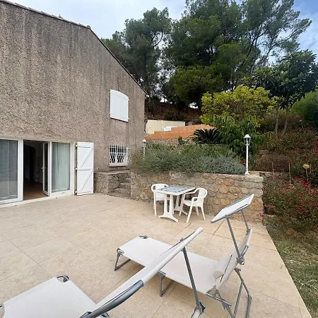 T2 Avec Terrasse, Piscine Et Jardin Lägenhet Carqueiranne